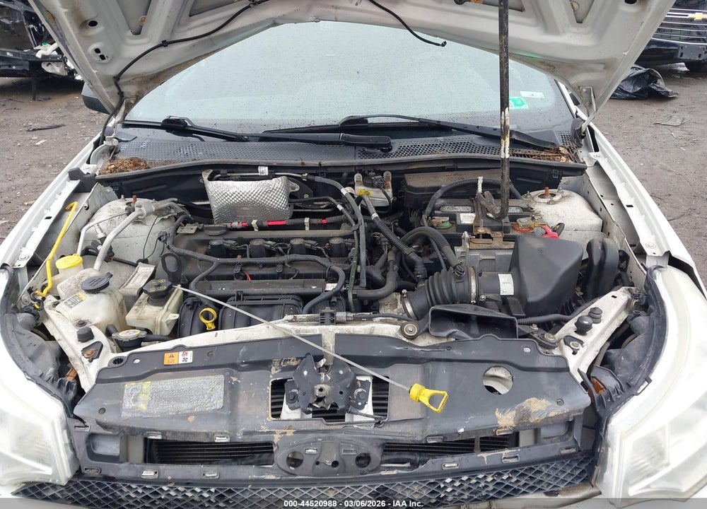 2010 FORD FOCUS SE VIN: 1FAHP3FN7AW222171