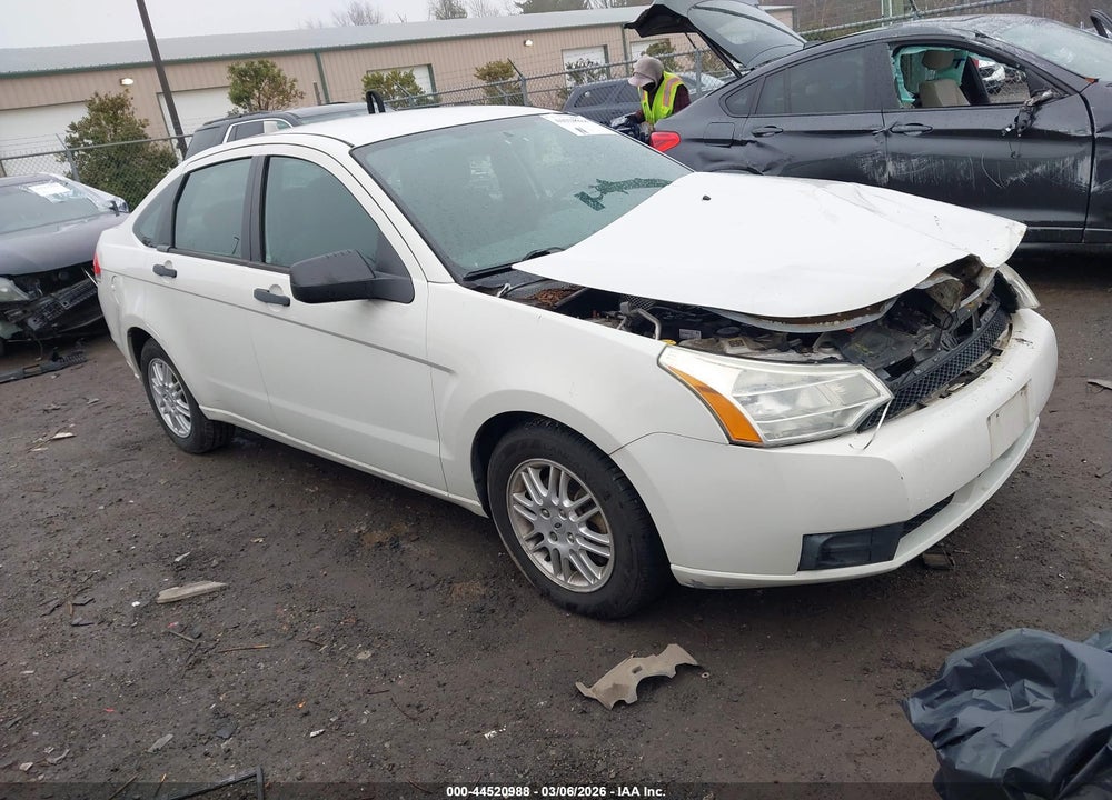 2010 FORD FOCUS SE VIN: 1FAHP3FN7AW222171