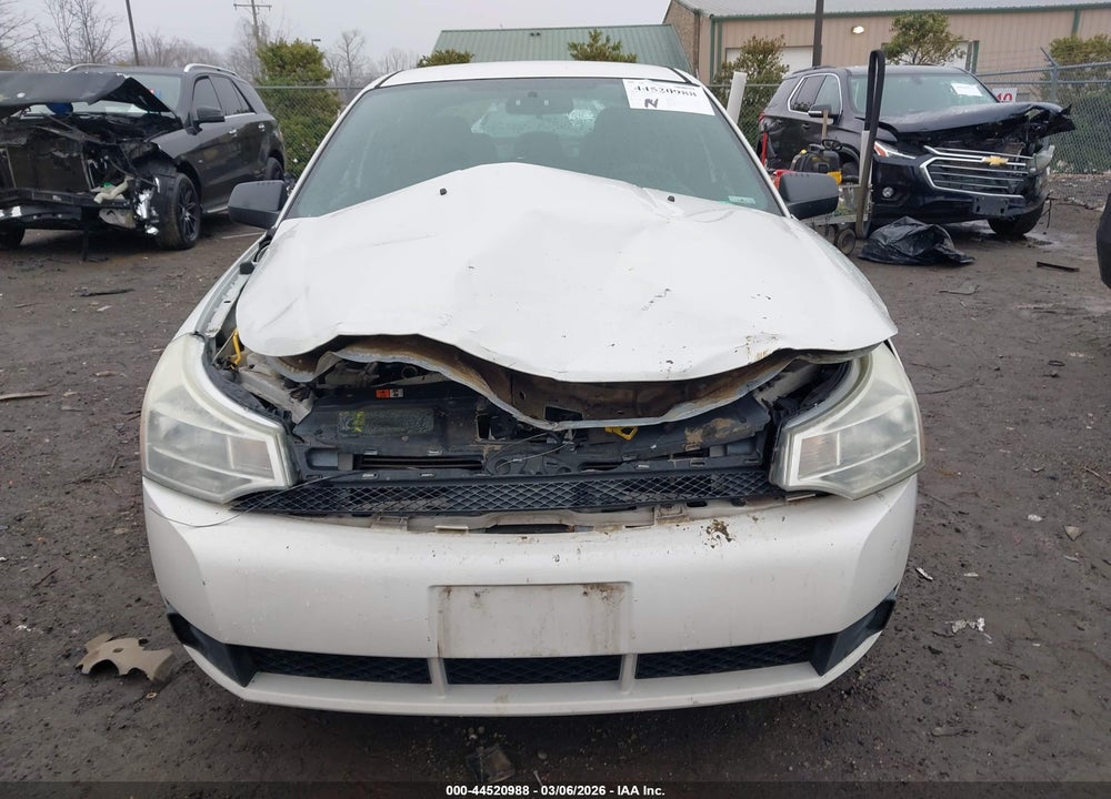 2010 FORD FOCUS SE VIN: 1FAHP3FN7AW222171
