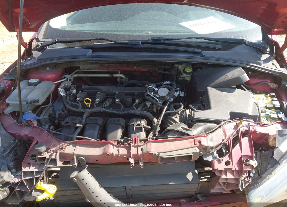 2015 FORD FOCUS SE VIN: 1FADP3F21FL322179