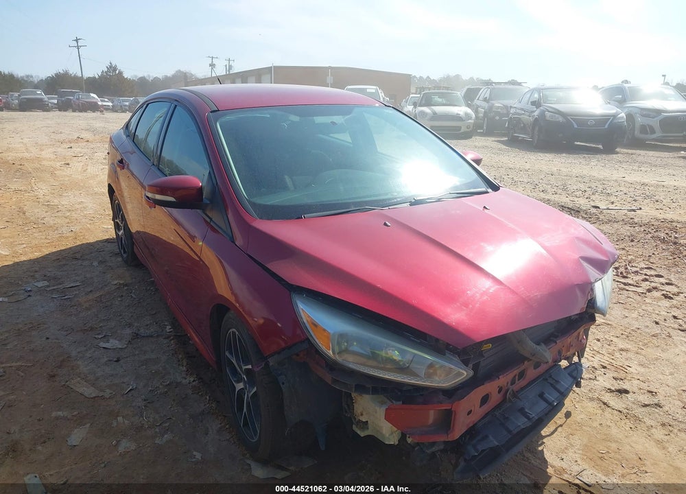 2015 FORD FOCUS SE VIN: 1FADP3F21FL322179