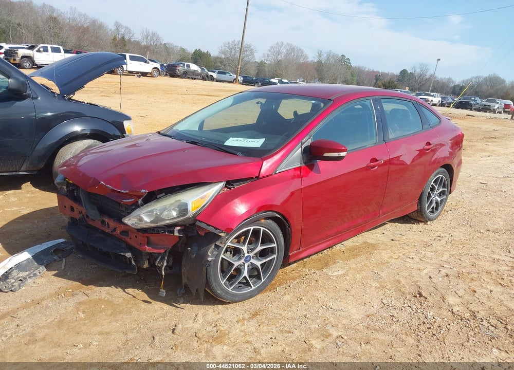 2015 FORD FOCUS SE VIN: 1FADP3F21FL322179