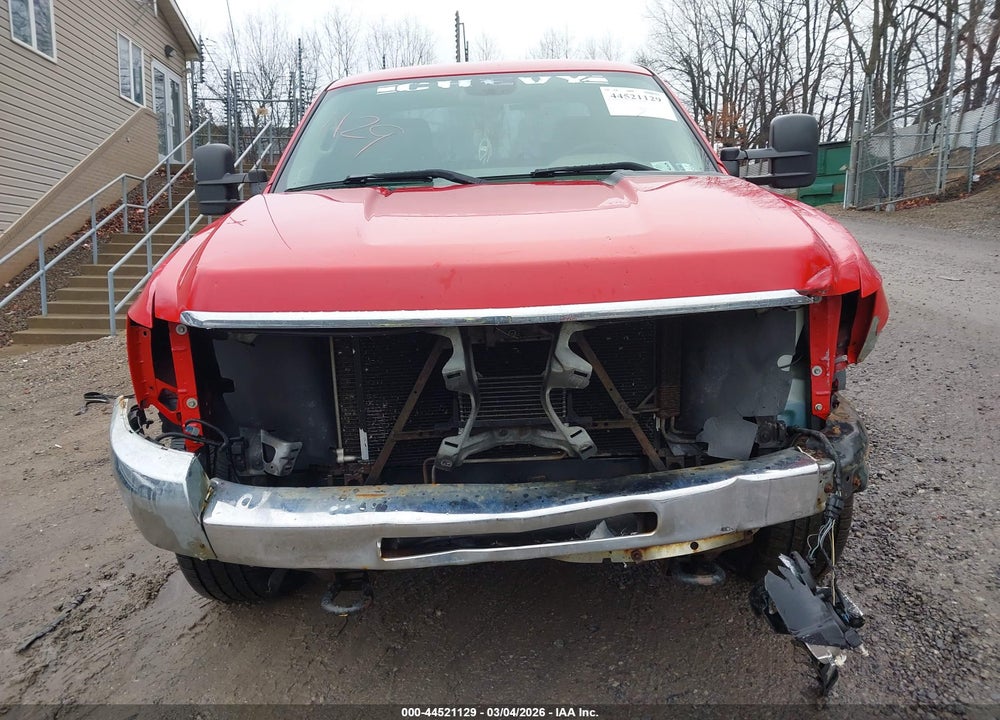 2009 CHEVROLET SILVERADO 2500HD WORK TRUCK VIN: 1GCHK43K69F176207