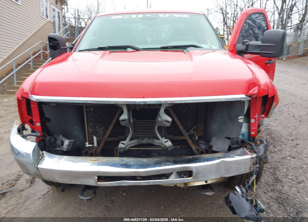 2009 CHEVROLET SILVERADO 2500HD WORK TRUCK VIN: 1GCHK43K69F176207
