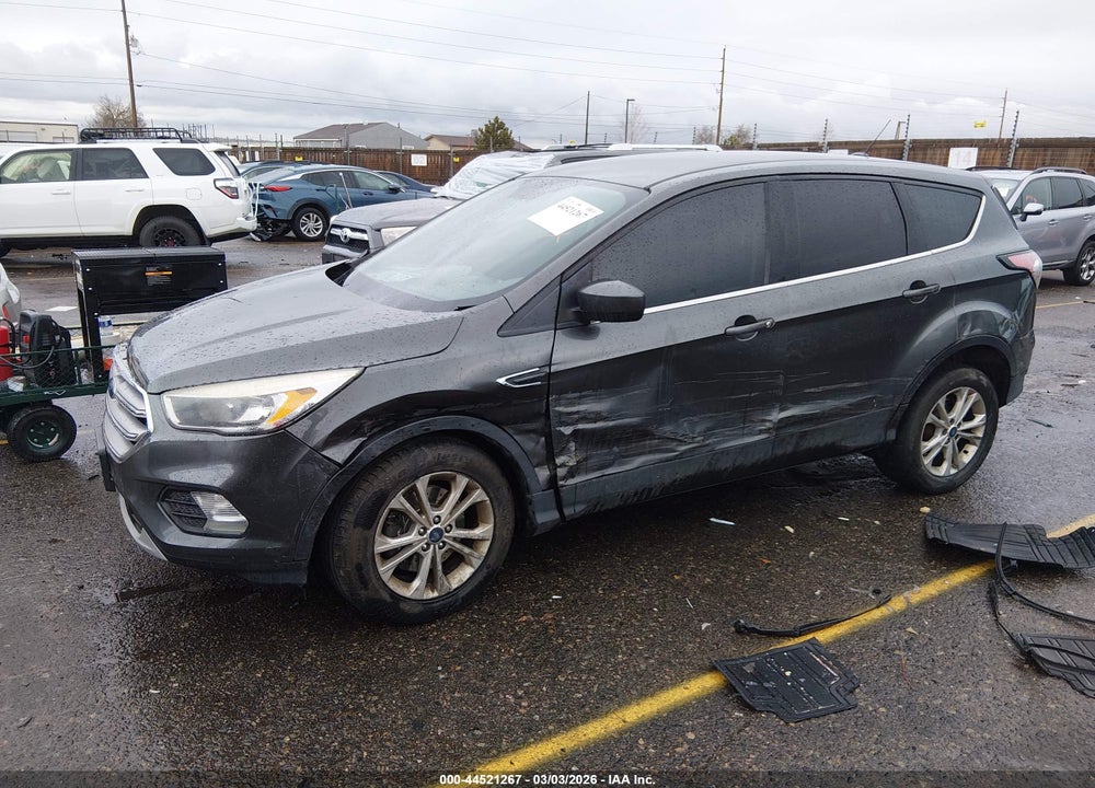2017 FORD ESCAPE SE VIN: 1FMCU9GD3HUC04211