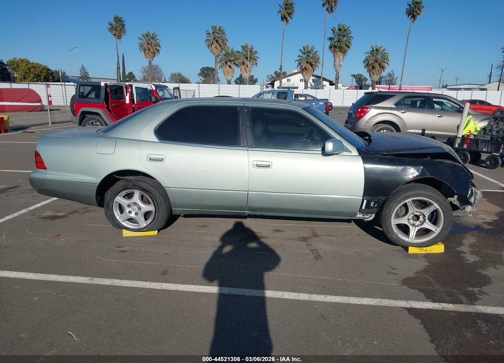1999 LEXUS LS 400 VIN: JT8BH28FXX0148123