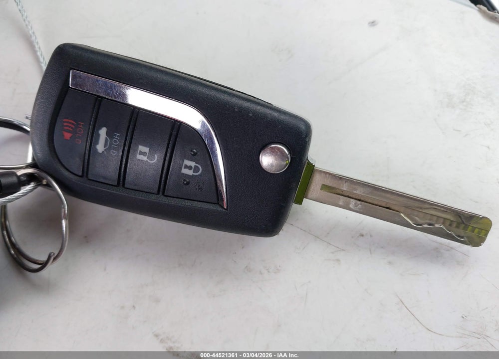 2024 TOYOTA COROLLA LE VIN: 5YFB4MDEXRP087208