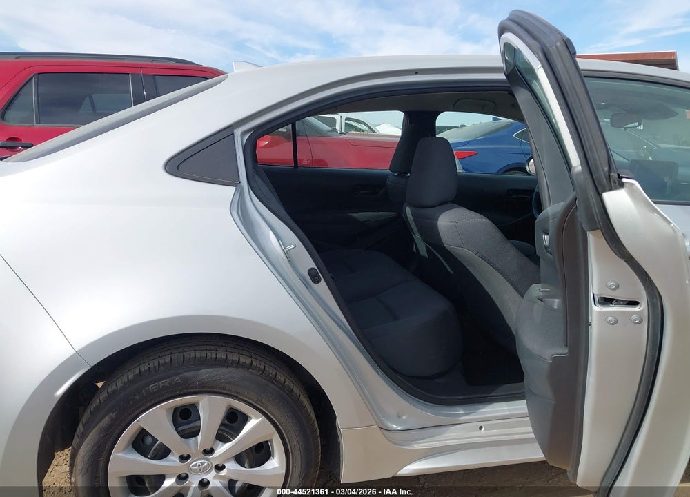 2024 TOYOTA COROLLA LE VIN: 5YFB4MDEXRP087208