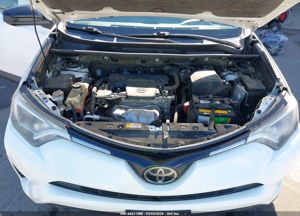 2018 TOYOTA RAV4 LE VIN: JTMZFREV3JJ159203