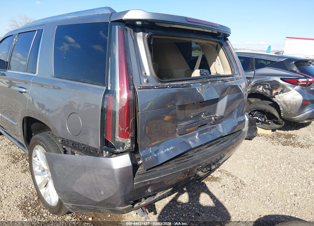 2018 CADILLAC ESCALADE PREMIUM LUXURY VIN: 1GYS3CKJ8JR291670