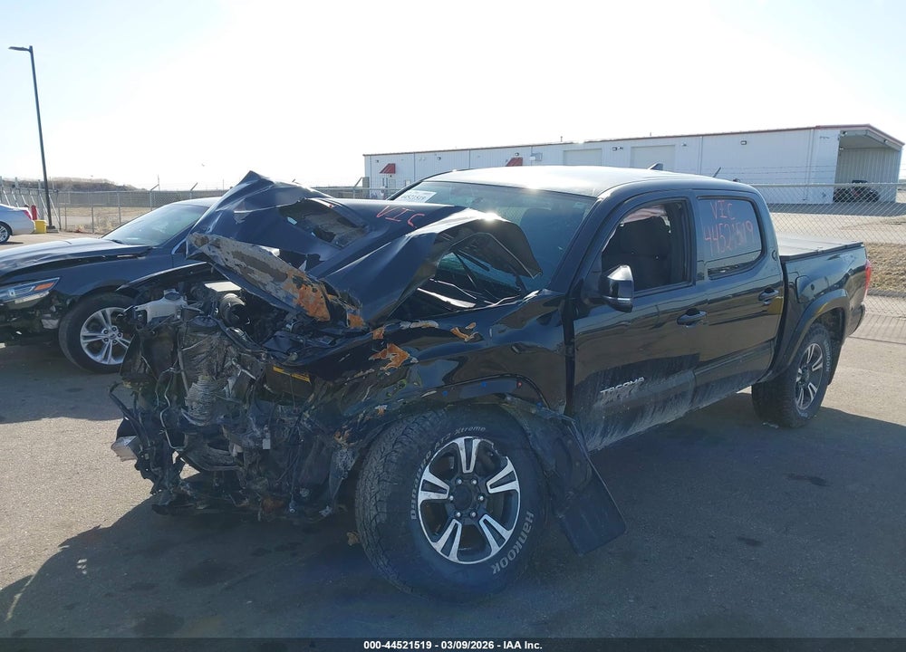 2016 TOYOTA TACOMA VIN: 3TMCZ5AN9GM005828