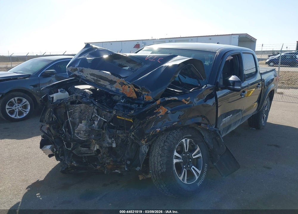 2016 TOYOTA TACOMA VIN: 3TMCZ5AN9GM005828