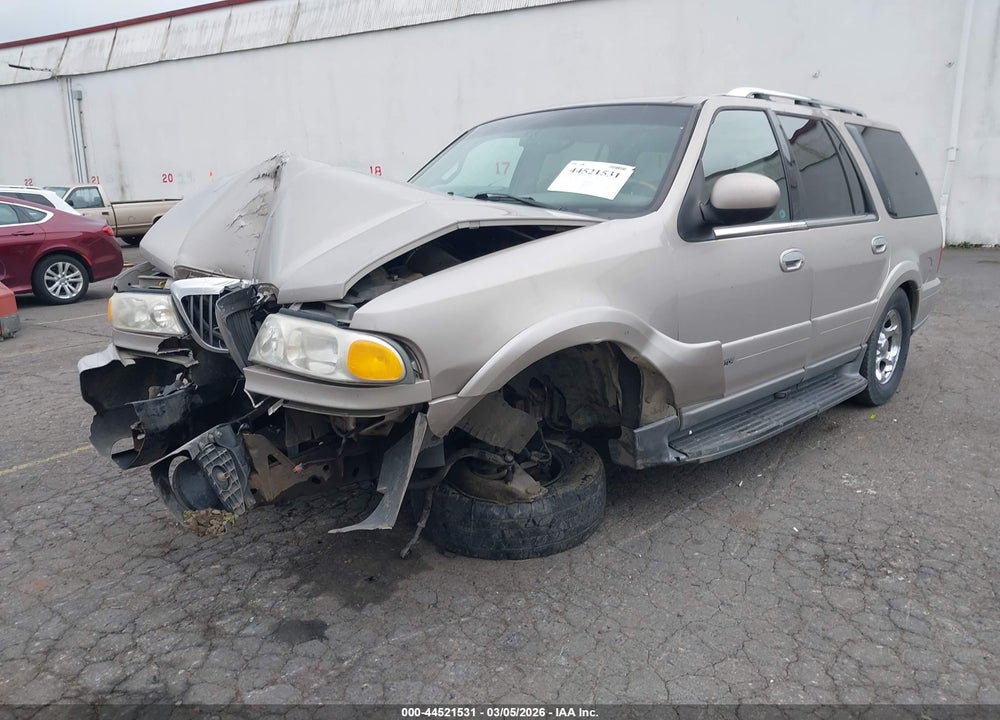 2001 LINCOLN NAVIGATOR VIN: 5LMEU27R81LJ11527