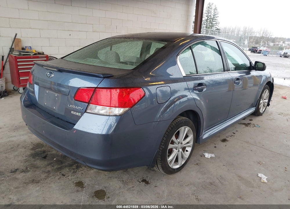 2013 SUBARU LEGACY 2.5I PREMIUM VIN: 4S3BMBC68D3040310