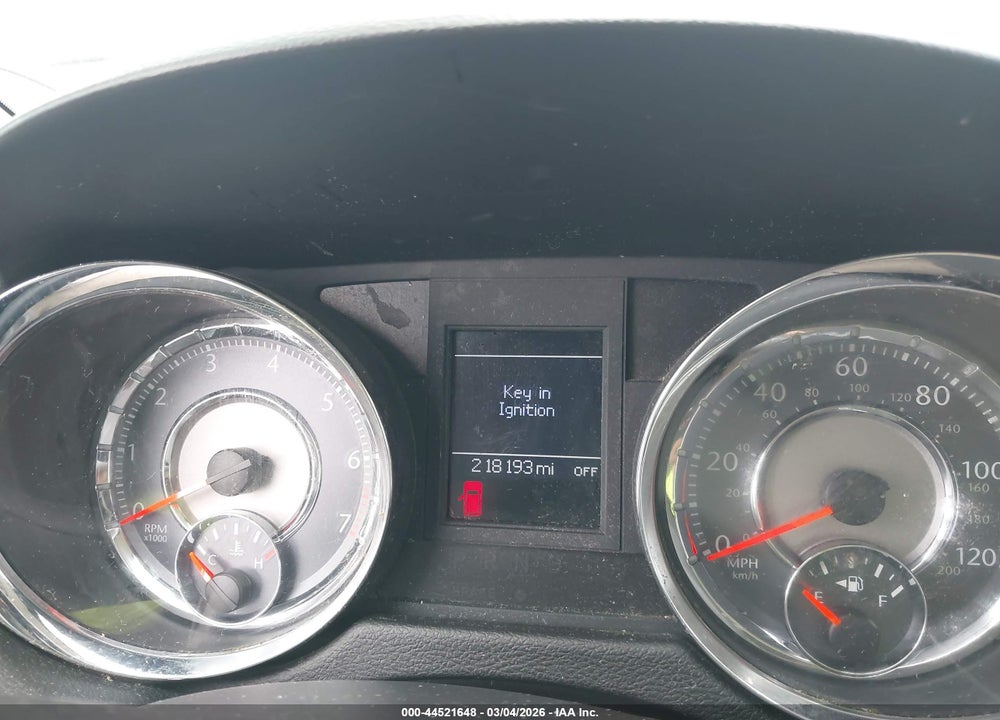 2011 CHRYSLER TOWN & COUNTRY TOURING VIN: 2A4RR5DG2BR665051
