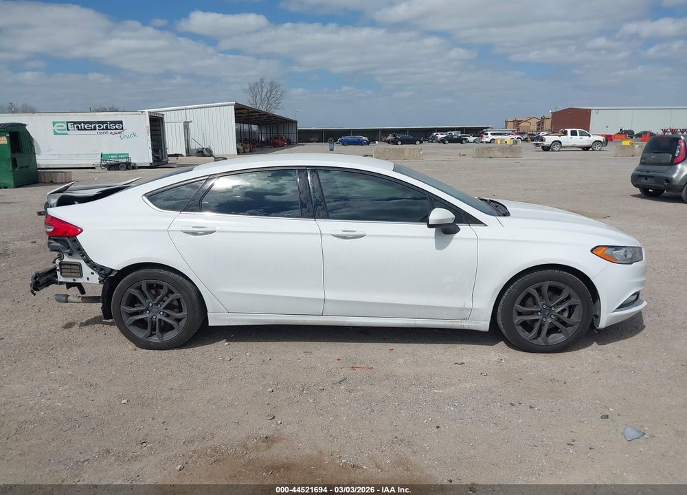 2018 FORD FUSION SE VIN: 3FA6P0HD1JR252585