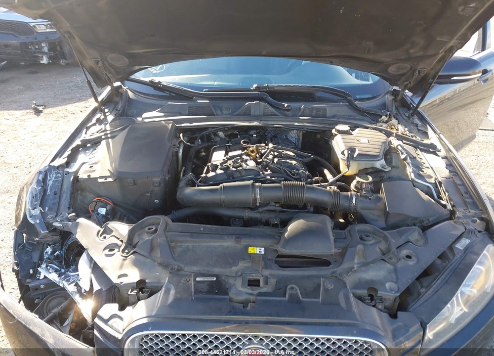 2014 JAGUAR XF I4 T VIN: SAJWA0ES7EPU16287