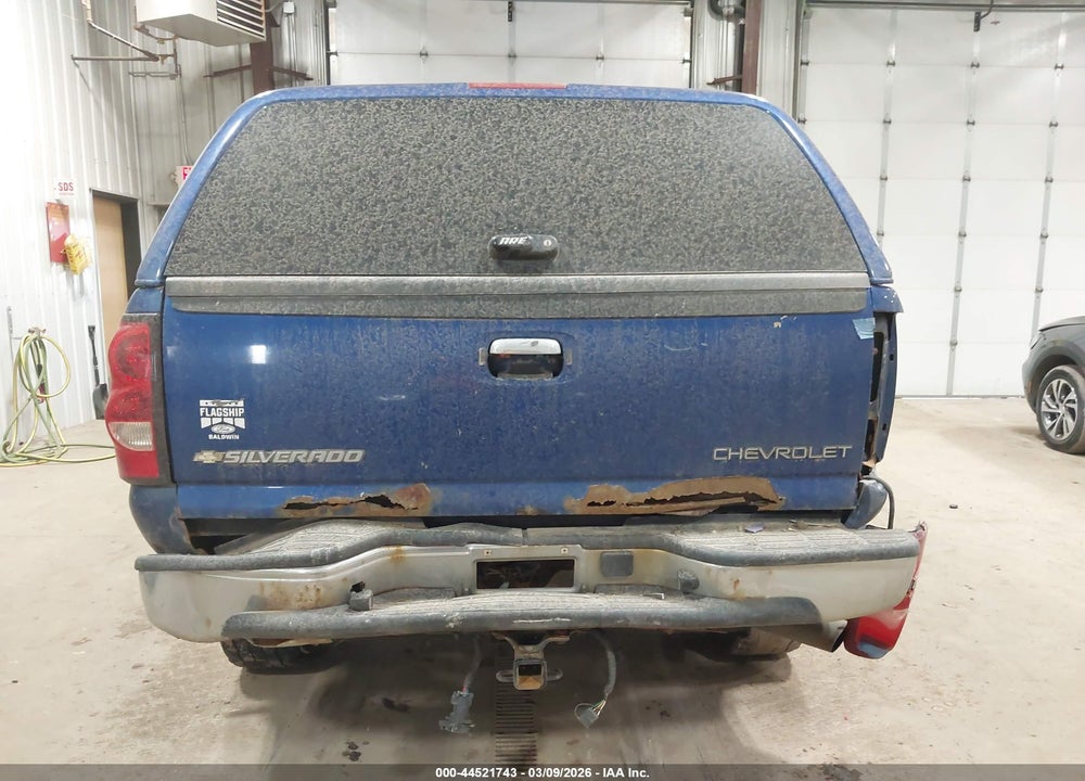 2003 CHEVROLET SILVERADO 2500HD LS VIN: 1GCHK23U93F250393
