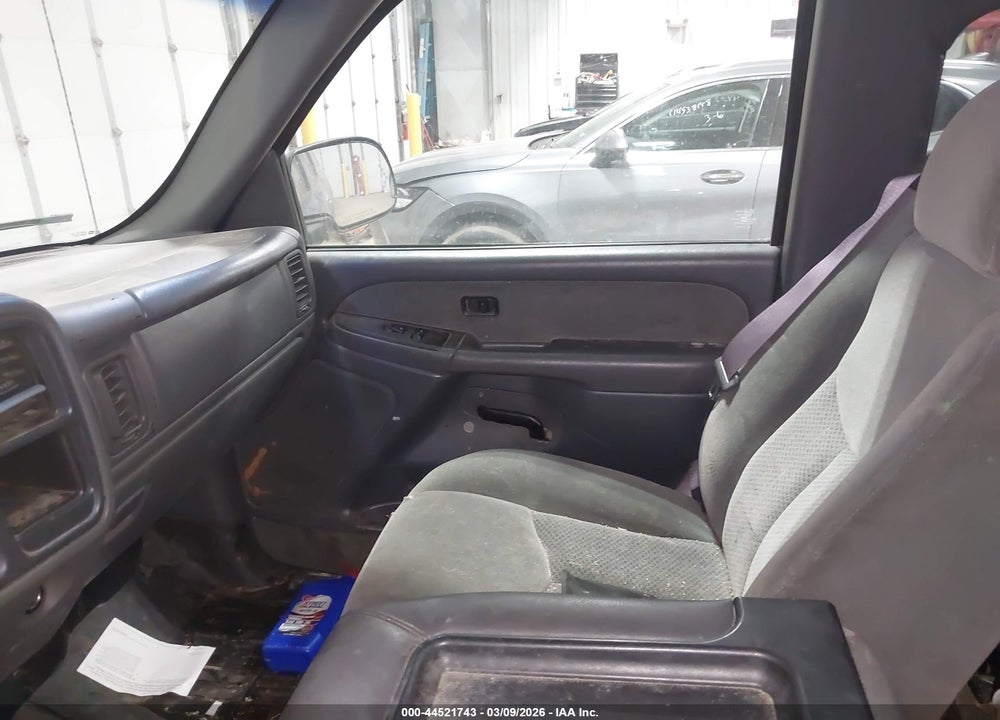 2003 CHEVROLET SILVERADO 2500HD LS VIN: 1GCHK23U93F250393