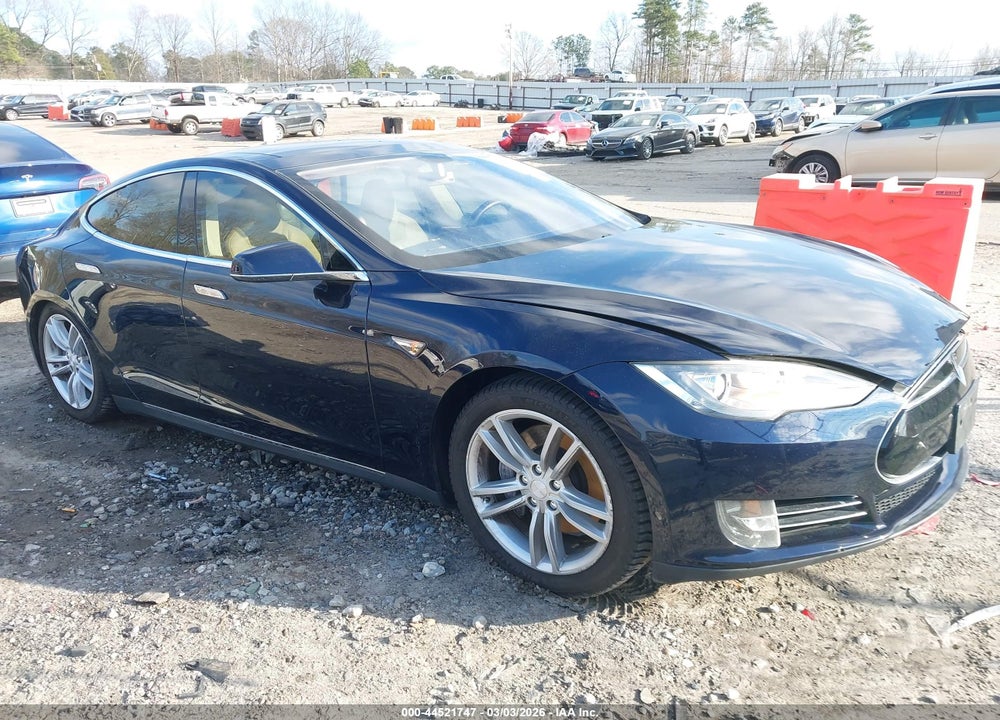 2013 TESLA MODEL S PERFORMANCE VIN: 5YJSA1DP5DFP07668