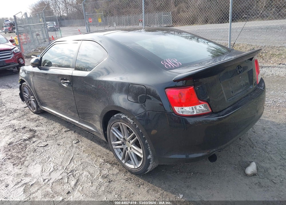 2011 SCION TC VIN: JTKJF5C70B3001636