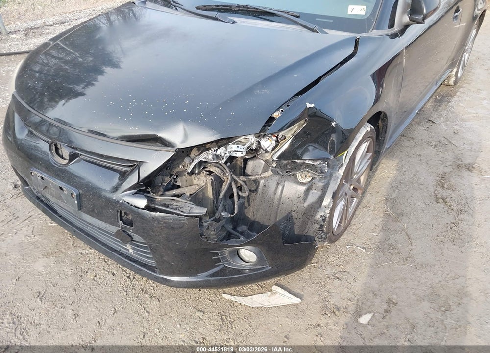 2011 SCION TC VIN: JTKJF5C70B3001636