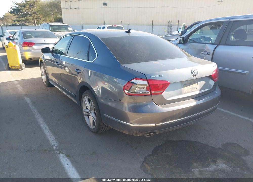 2013 VOLKSWAGEN PASSAT 2.0L TDI SEL PREMIUM VIN: 1VWCN7A3XDC094180