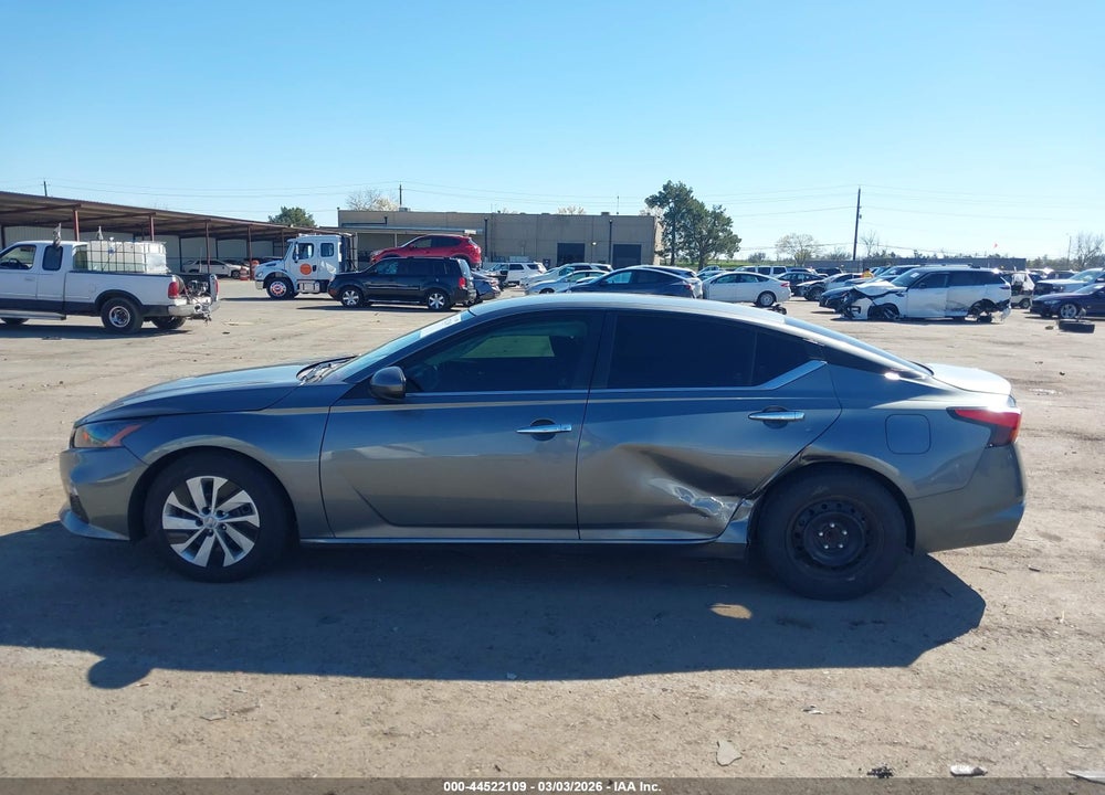 2022 NISSAN ALTIMA S FWD VIN: 1N4BL4BV0NN384488