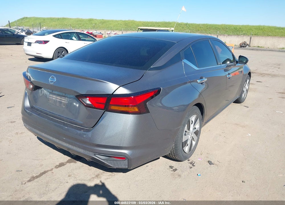 2022 NISSAN ALTIMA S FWD VIN: 1N4BL4BV0NN384488