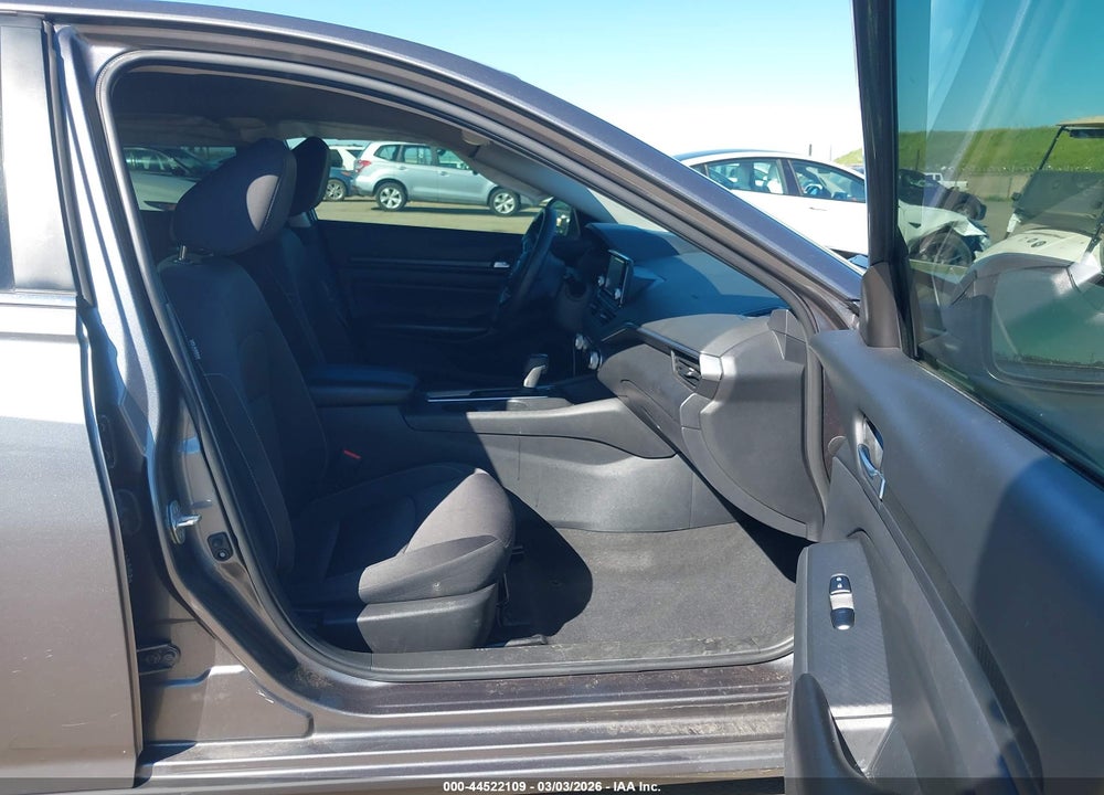 2022 NISSAN ALTIMA S FWD VIN: 1N4BL4BV0NN384488