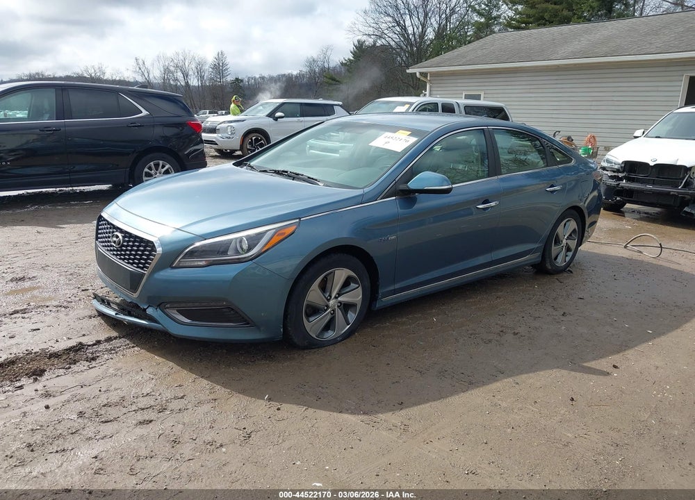 2016 HYUNDAI SONATA HYBRID LIMITED VIN: KMHE34L11GA017074