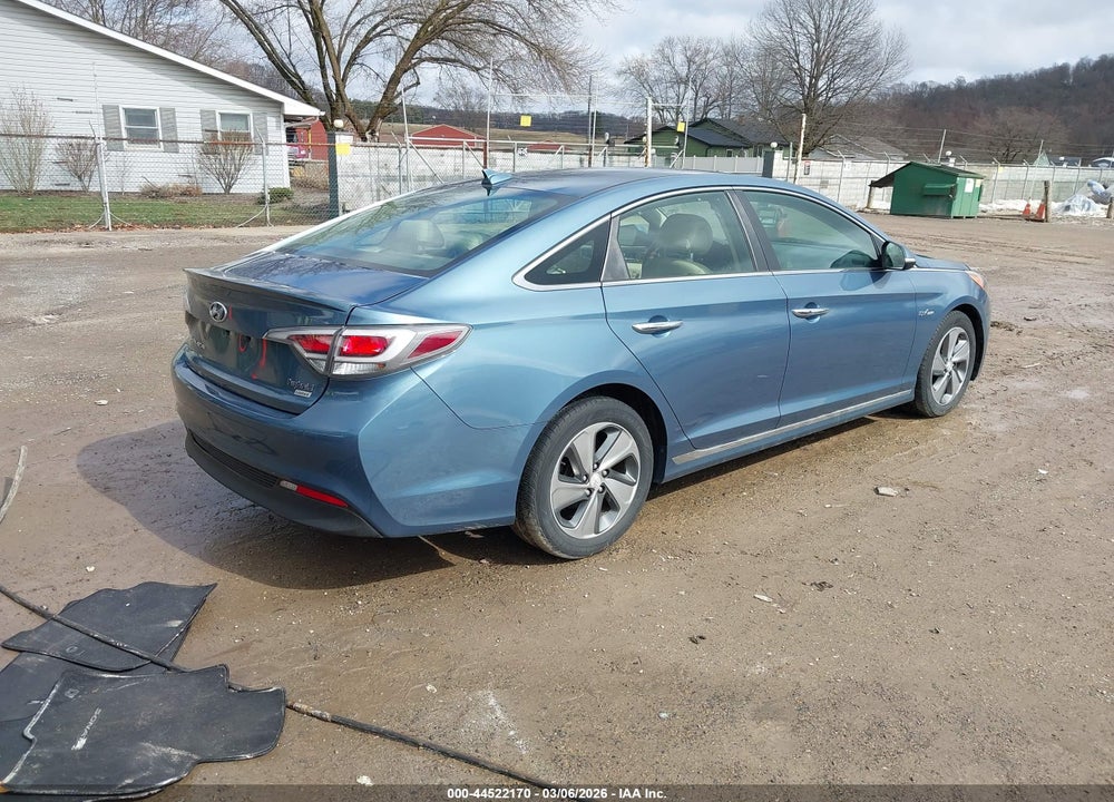 2016 HYUNDAI SONATA HYBRID LIMITED VIN: KMHE34L11GA017074