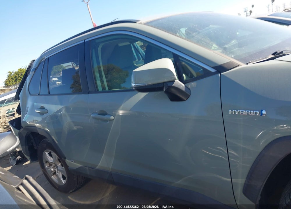 2021 TOYOTA RAV4 HYBRID XLE VIN: 4T3RWRFV0MU017184
