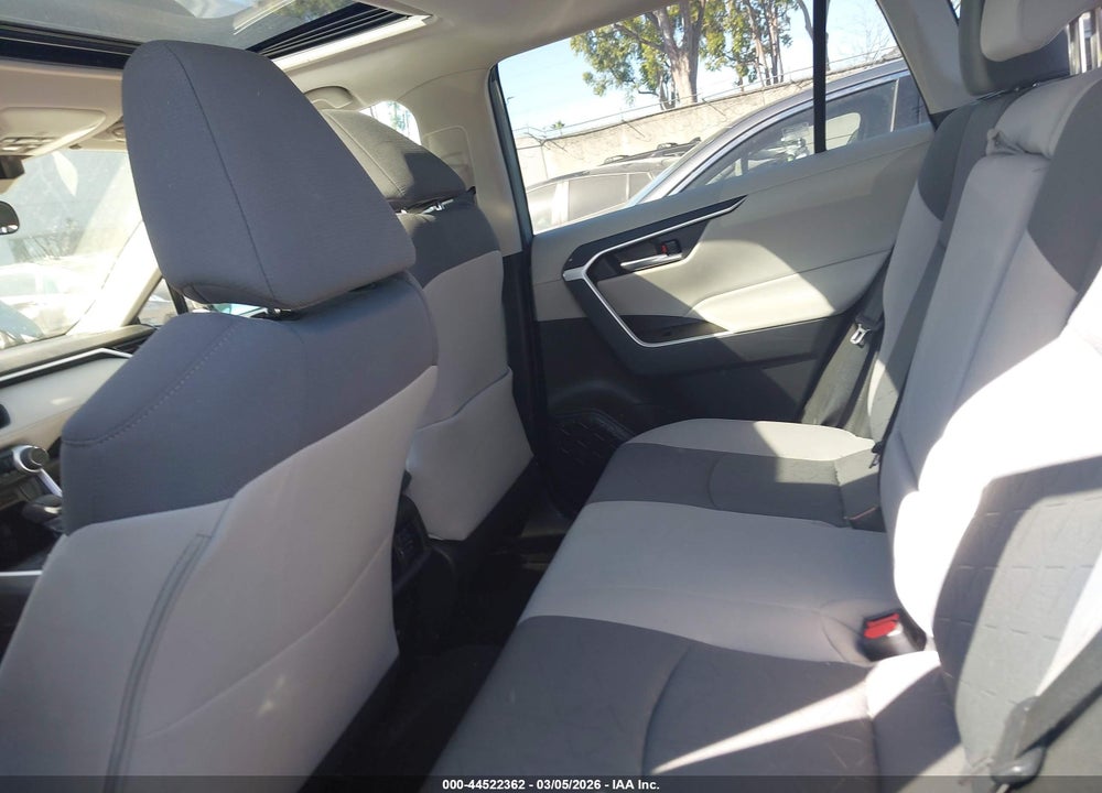 2021 TOYOTA RAV4 HYBRID XLE VIN: 4T3RWRFV0MU017184