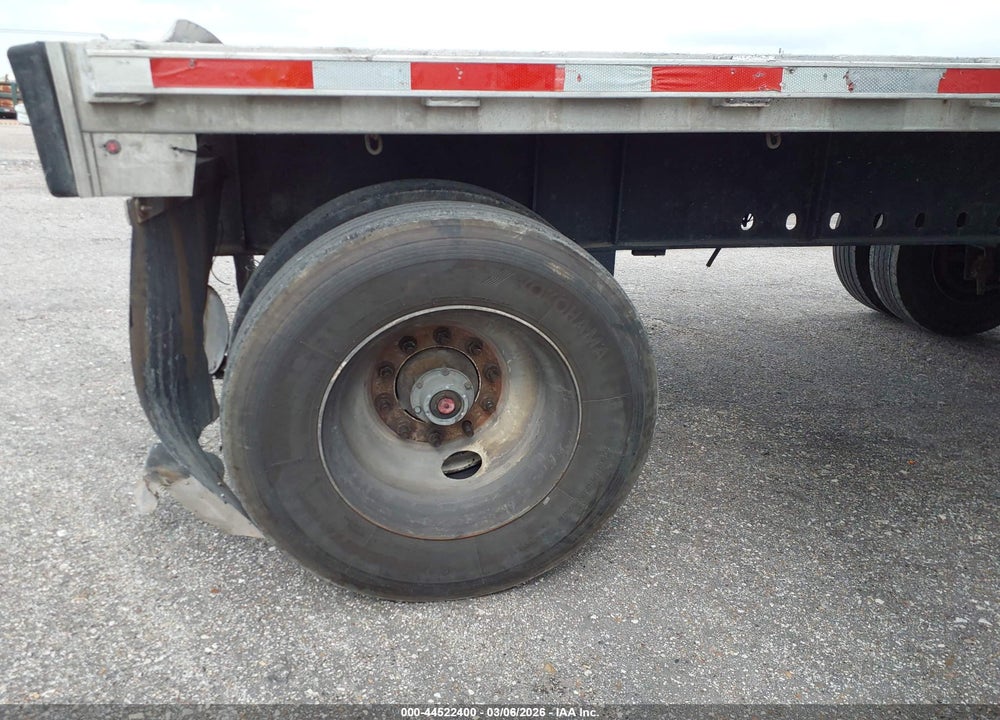 2005 TRANSCRAFT FLATBED SEMI TRAILER VIN: 1TTF4820752012687