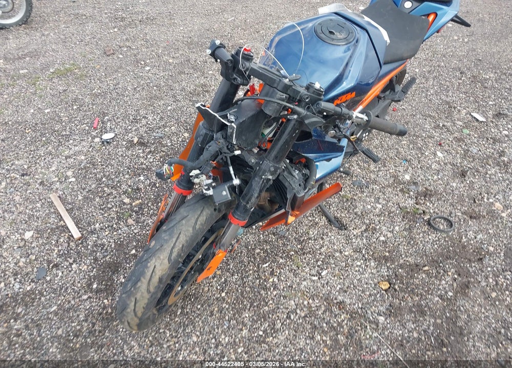 2024 KTM 390 RC VIN: MD2JYJ402RN207576
