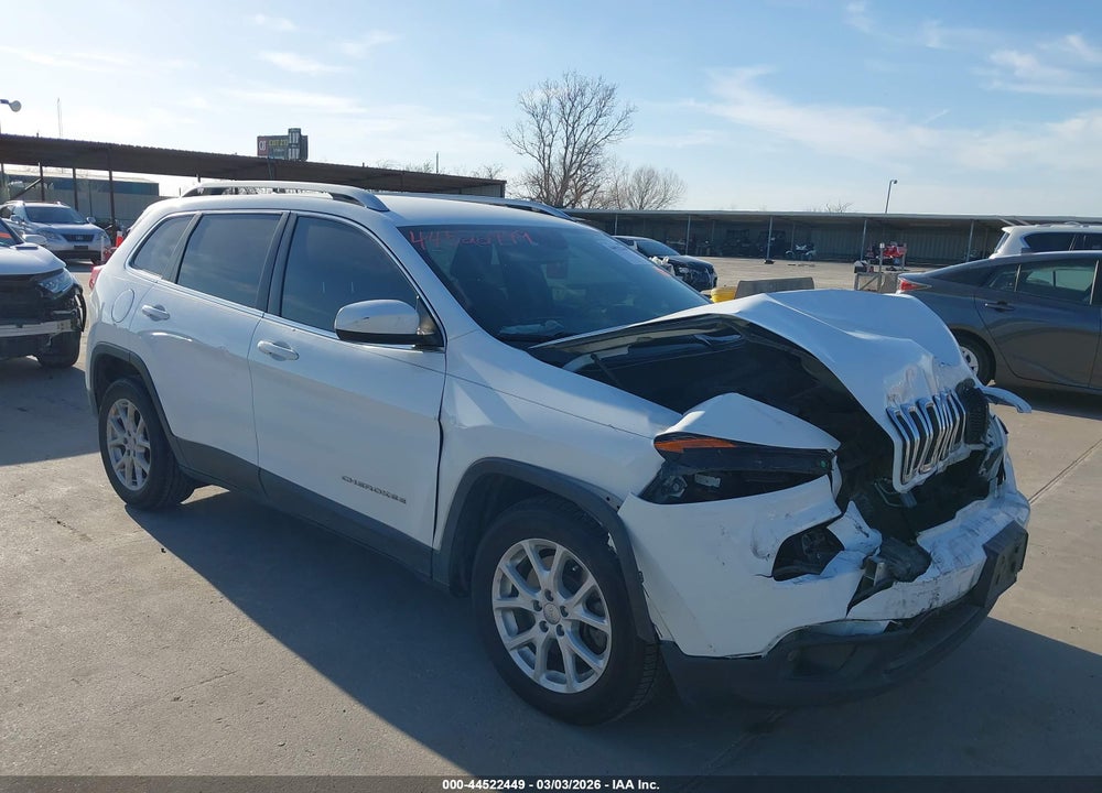 2017 JEEP CHEROKEE LATITUDE FWD VIN: 1C4PJLCB5HW653166