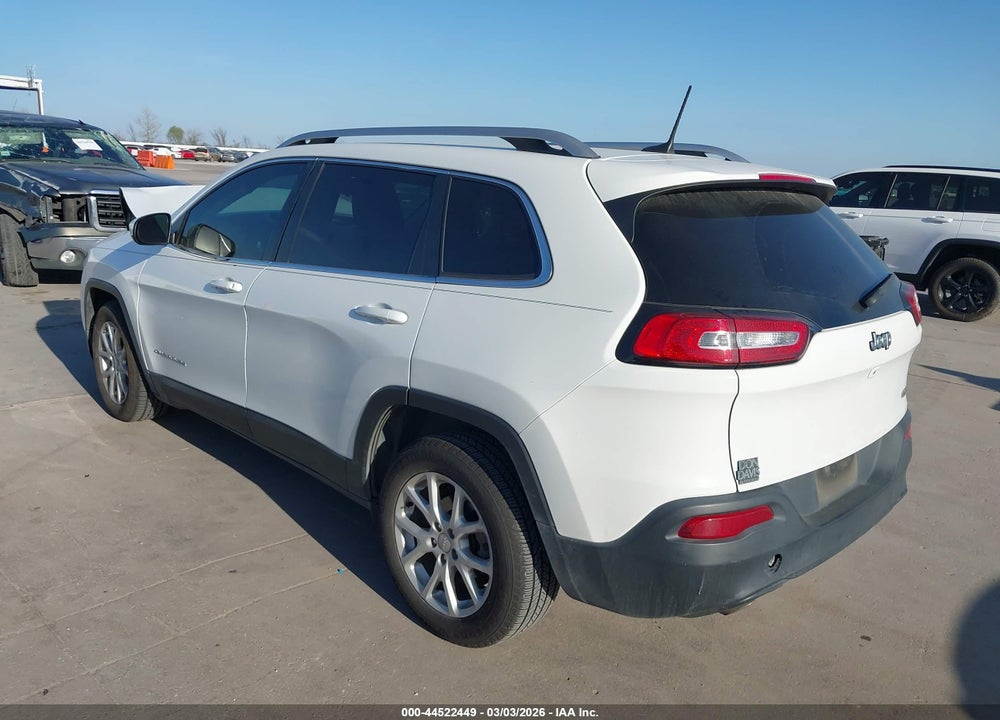 2017 JEEP CHEROKEE LATITUDE FWD VIN: 1C4PJLCB5HW653166
