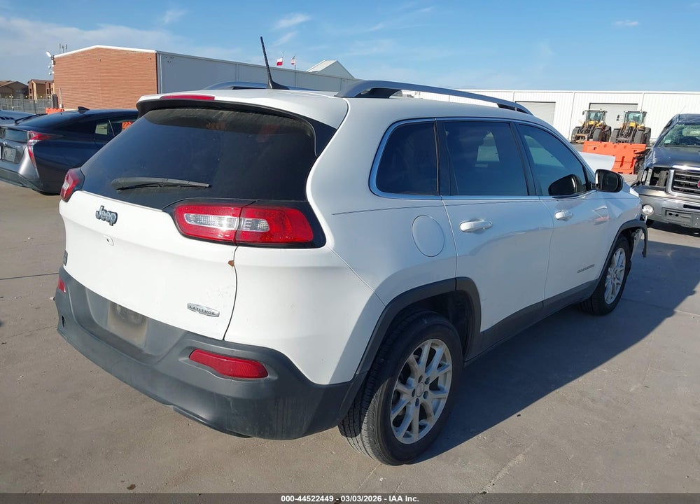 2017 JEEP CHEROKEE LATITUDE FWD VIN: 1C4PJLCB5HW653166