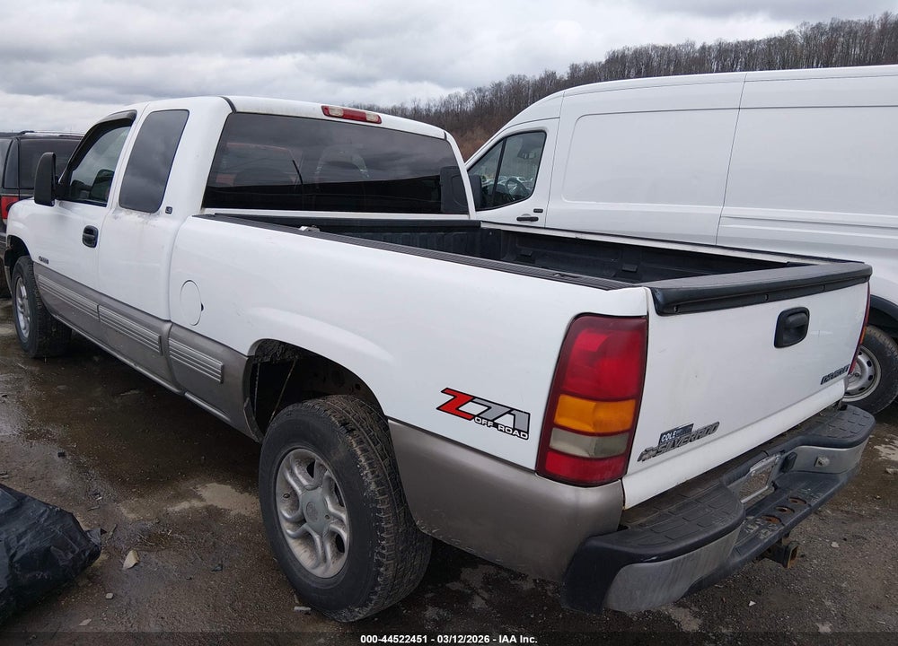 1999 CHEVROLET SILVERADO 1500 LS VIN: 1GCEK19T3XE248260