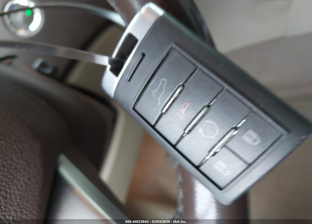 2011 CADILLAC SRX LUXURY COLLECTION VIN: 3GYFNDEY1BS662631