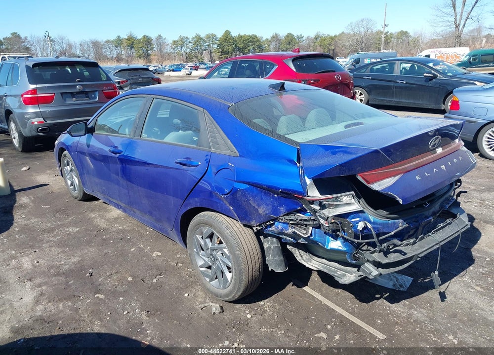 2024 HYUNDAI ELANTRA SEL VIN: KMHLM4DG1RU783038