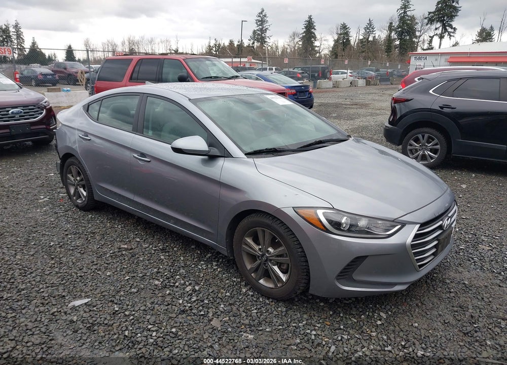 2017 HYUNDAI ELANTRA SE VIN: 5NPD84LF1HH009726