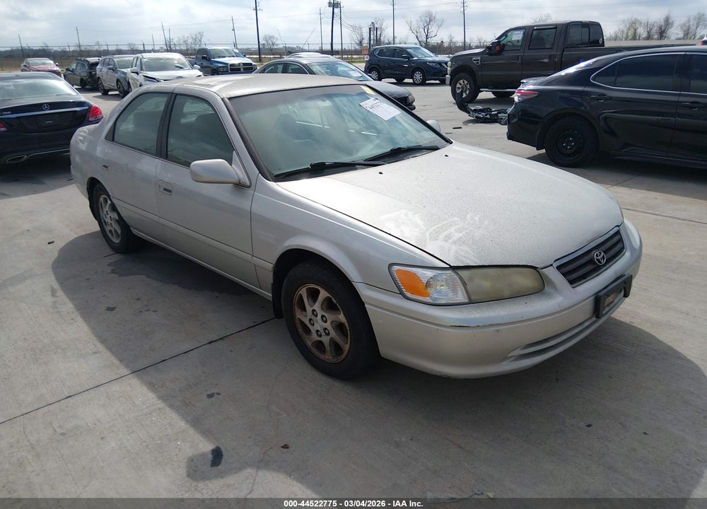2001 TOYOTA CAMRY LE VIN: 4T1BG22K31U850337