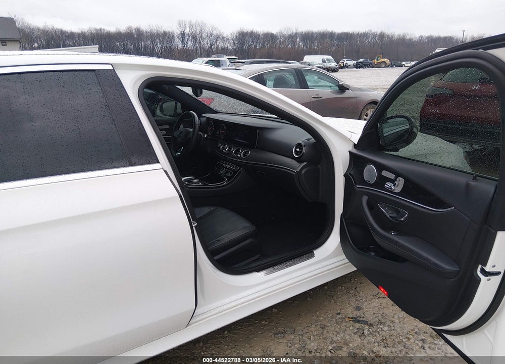2017 MERCEDES-BENZ E 300 4MATIC VIN: WDDZF4KB6HA019014