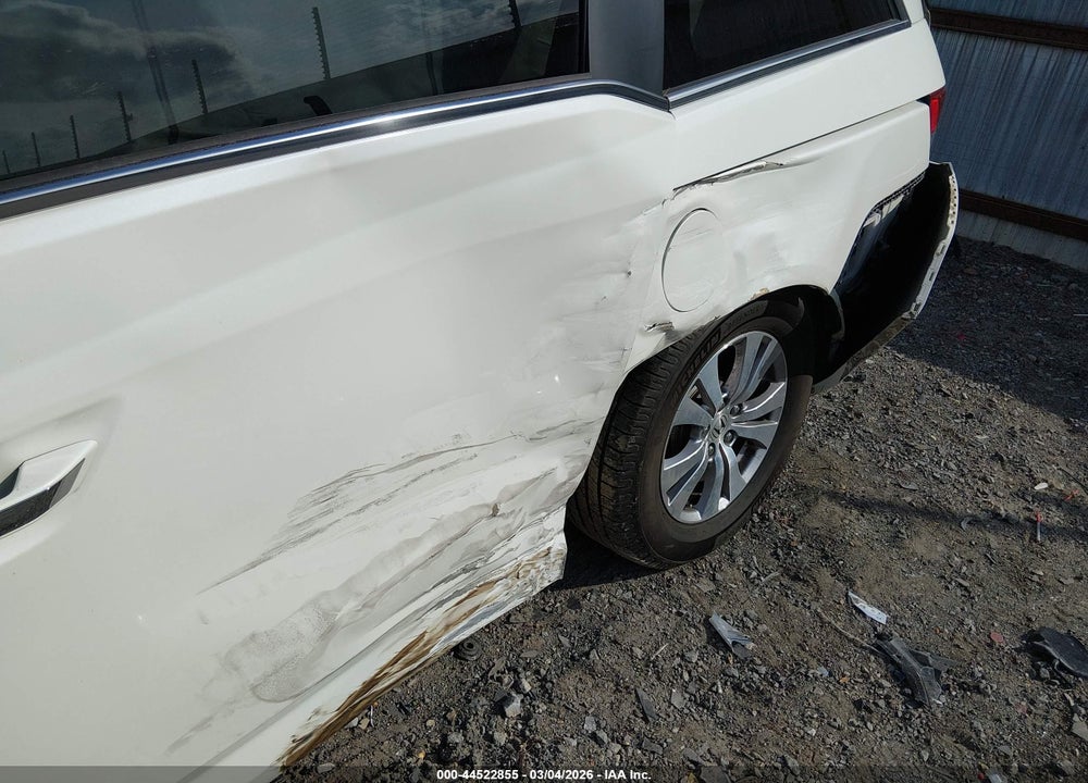 2015 HONDA ODYSSEY EX-L VIN: 5FNRL5H63FB021729