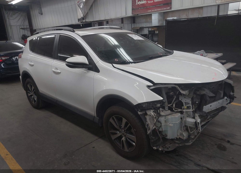 2017 TOYOTA RAV4 XLE VIN: 2T3WFREV3HW383361