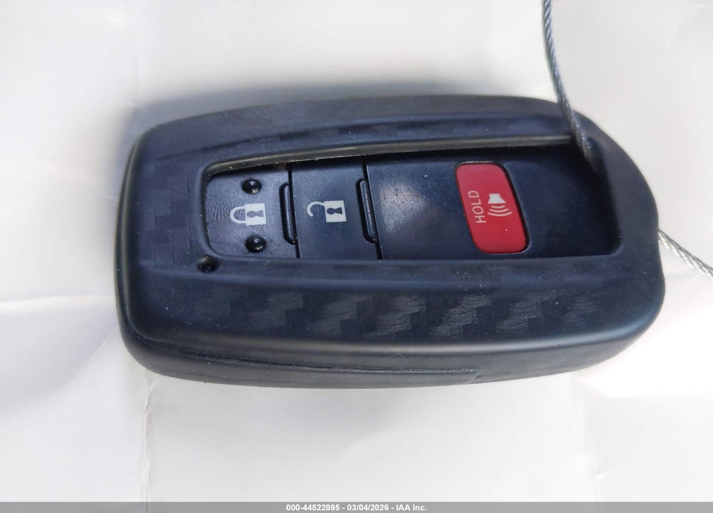 2021 TOYOTA RAV4 HYBRID XLE VIN: 4T3R6RFV7MU026626
