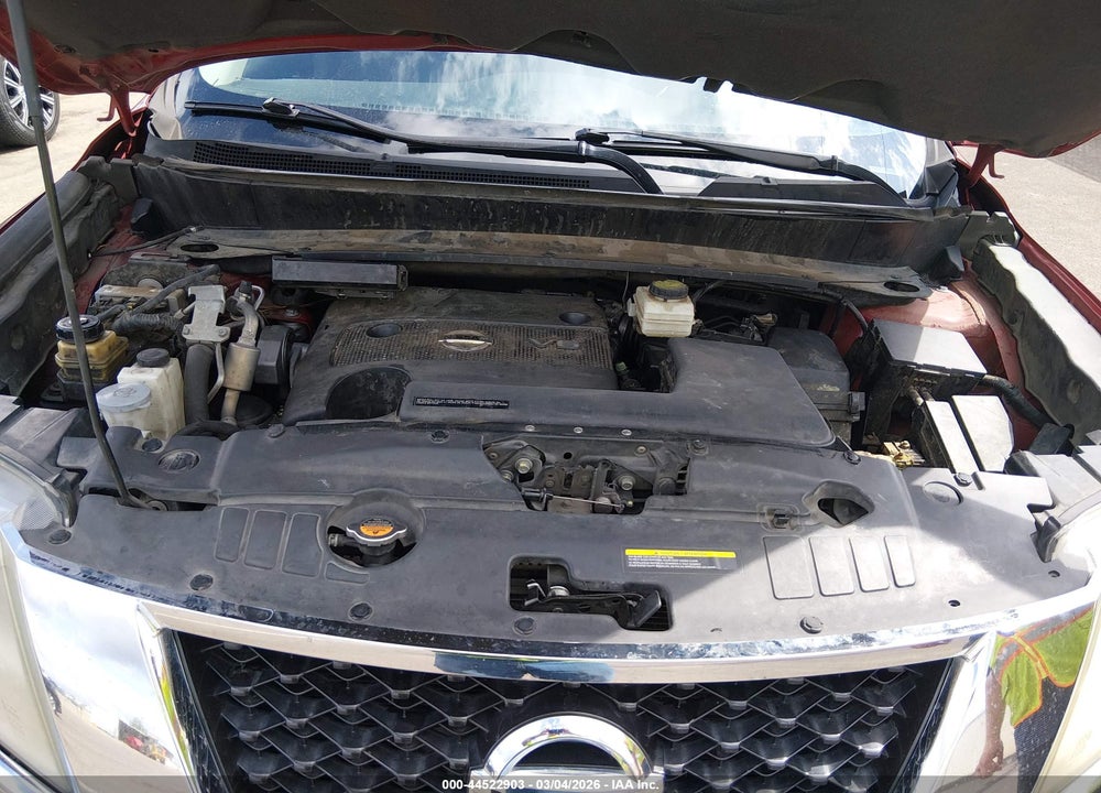 2015 NISSAN PATHFINDER SV VIN: 5N1AR2MN5FC625301