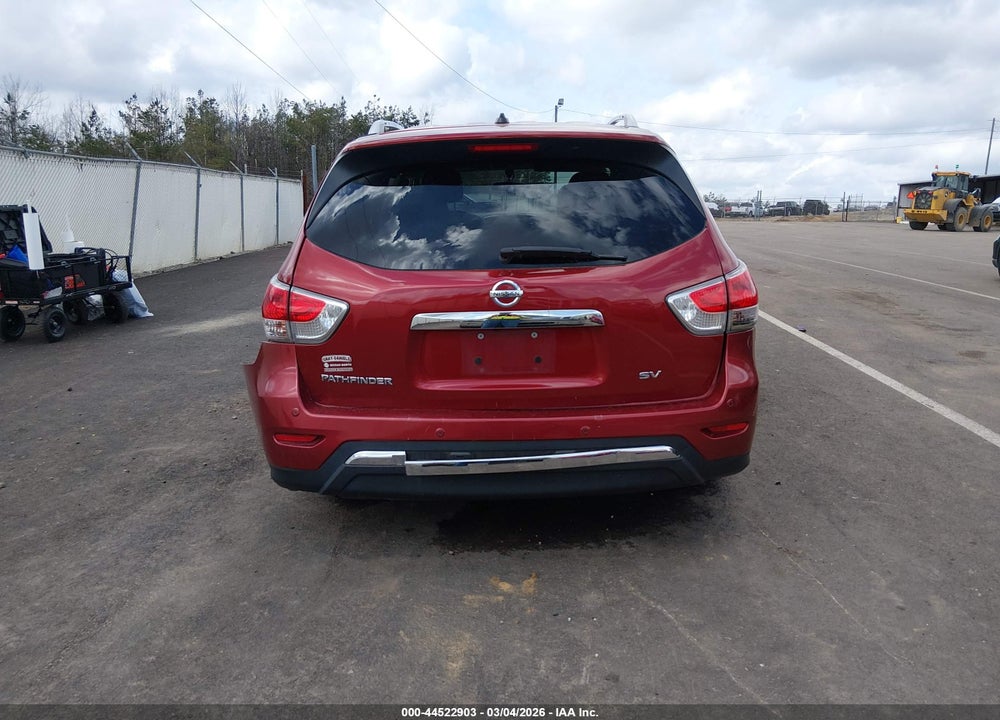 2015 NISSAN PATHFINDER SV VIN: 5N1AR2MN5FC625301